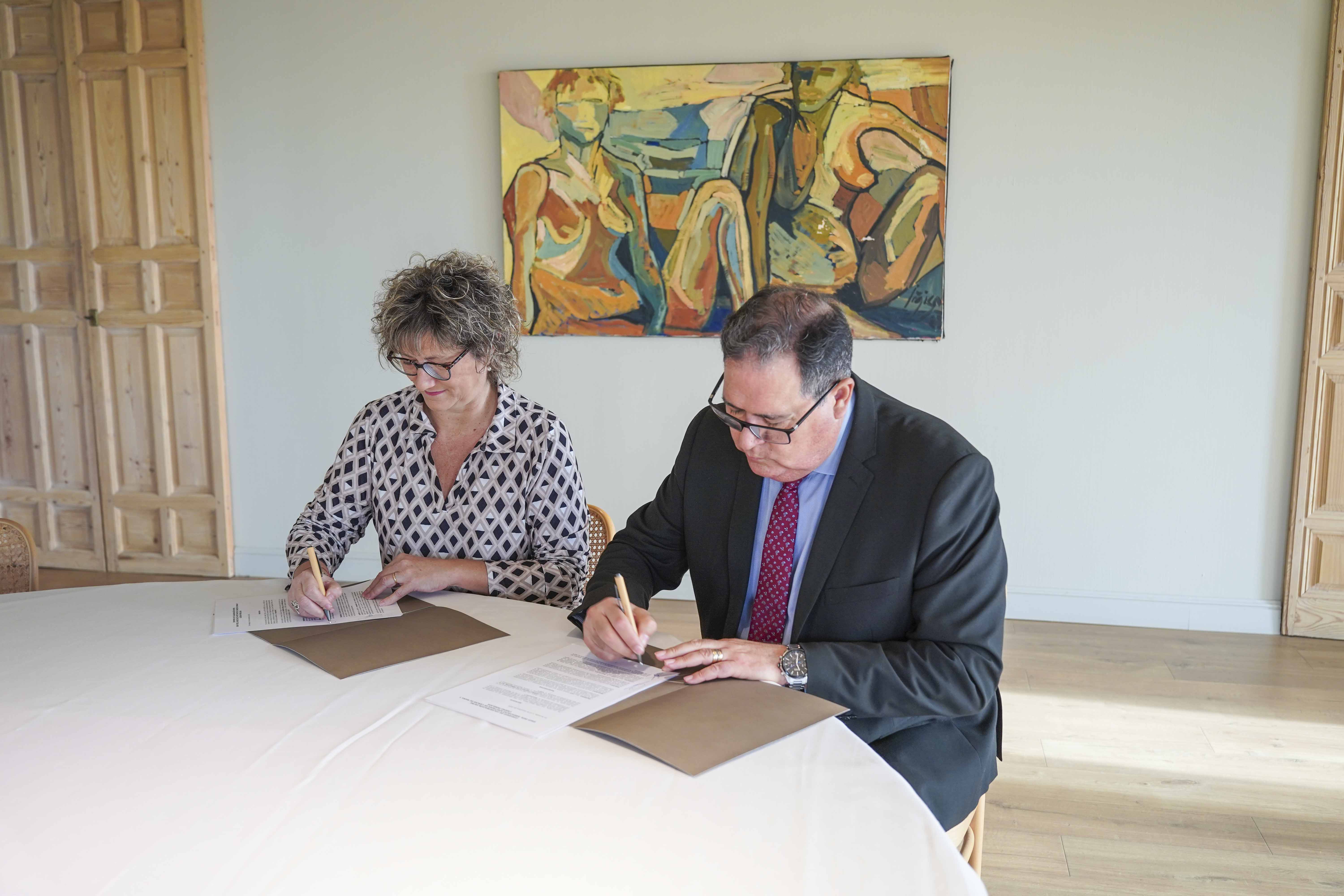 Casino Perelada renueva su colaboración con  Grup Iris y la Fundació dels Oficis